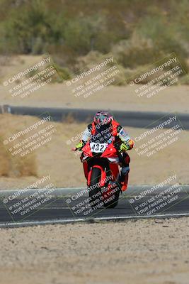 media/Mar-22-2025-CVMA (Sat) [[462c0ffedb]]/Race 12-Supersport Middleweight/